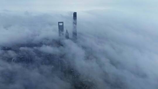 上海北外滩陆家嘴四件套阴天云海上海航拍