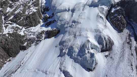 航拍川西横断山脉勒多曼因冰川风光视频素材模板下载