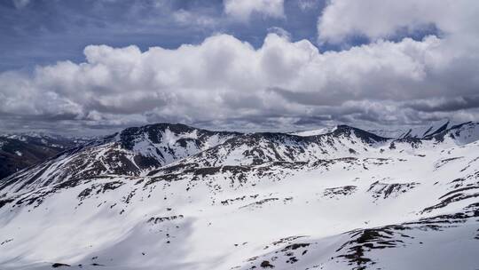 4K延时拍摄西藏雪山光影美景