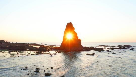 崂山日出-石老人礁石日出-海上日出