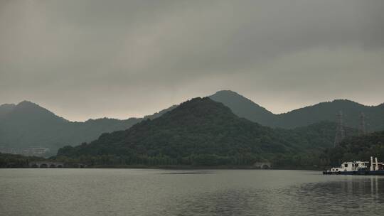 杭州萧山湘湖坐船看到的风光