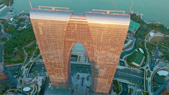 苏州_苏州东方之门航拍特写