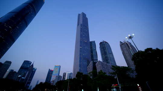 广州珠江新城夜景傍晚高楼建筑群