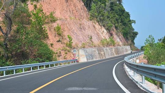自驾海南环岛高速沿途的风景视频素材模板下载