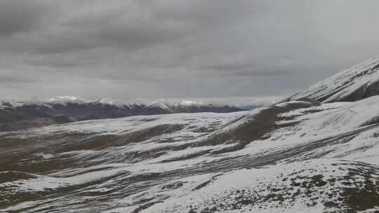 慕士塔格峰雪山