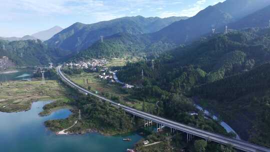 高速公路风景视频