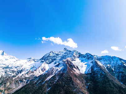 雪山延时摄影航拍