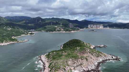 海上岛屿海岛大海蓝色海洋风景航拍