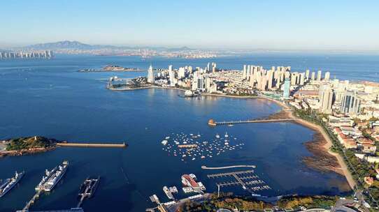 2025 青岛栈桥 碧海蓝天 海滨