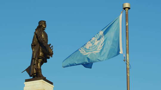 联合国旗帜飘扬