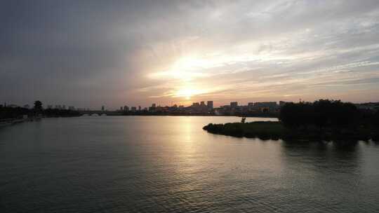 城市夕阳晚霞火烧云夜景降临航拍