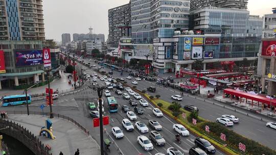 航拍广汉城市中轴线道路中山大道街景