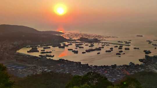 广东海陵岛渔港日落晚霞鸟瞰