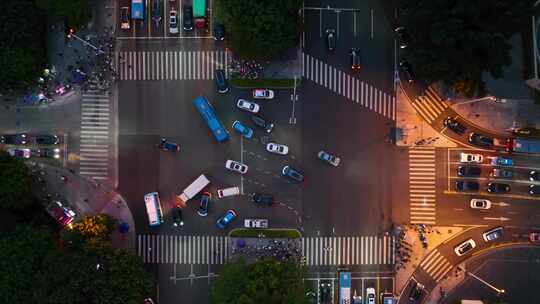 十字路口高峰期车流夜景航拍