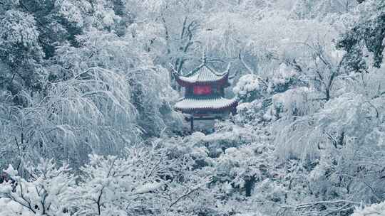 湖南长沙岳麓山爱晚亭雪景航拍