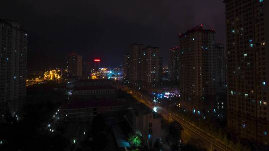 城市夜晚打雷下雨延时摄影