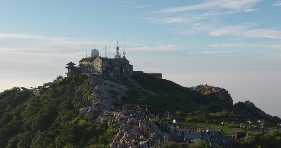 中国山东泰安泰山山顶风景风景区云海