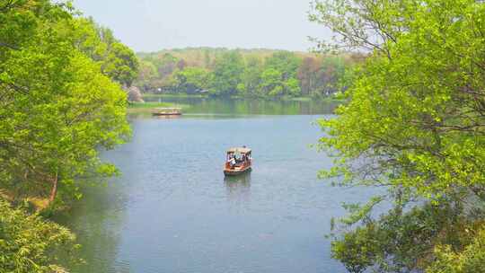 杭州西湖乌龟潭春天风景