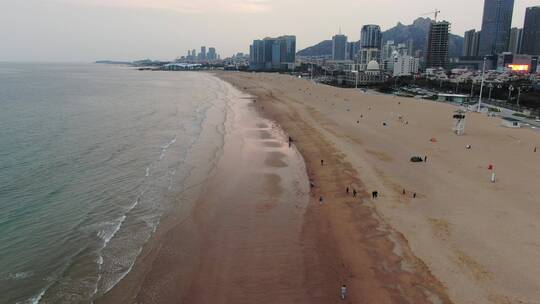 航拍沙滩海浪大海海洋