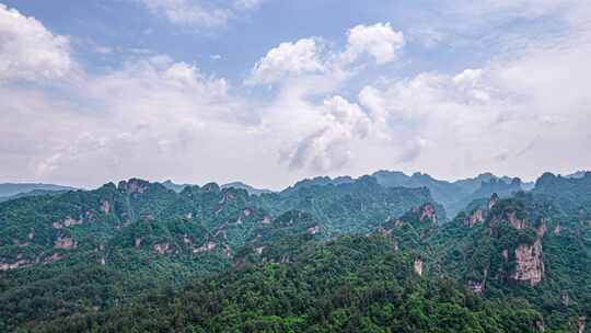 8K张家界百丈峡群山山峰航拍延时