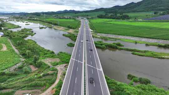 航拍高速公路辽宁抚顺新宾