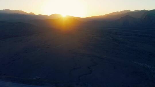祁连山的夕阳视频素材模板下载