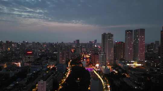 四川成都晚霞夜幕降临蓝调时刻夜景航拍