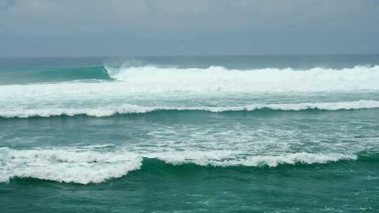 大海海浪