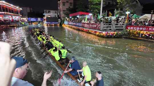 中国广东省佛山市南海区叠滘龙舟漂移