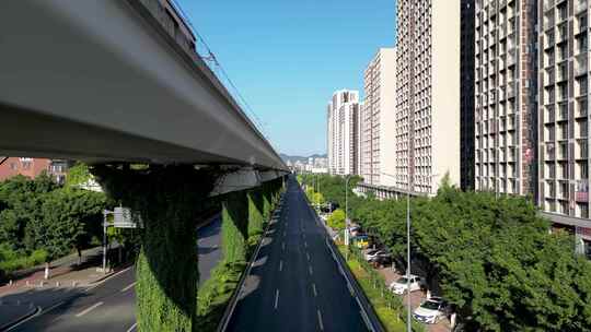 重庆科学城 重庆大学城空中地铁会车航拍1