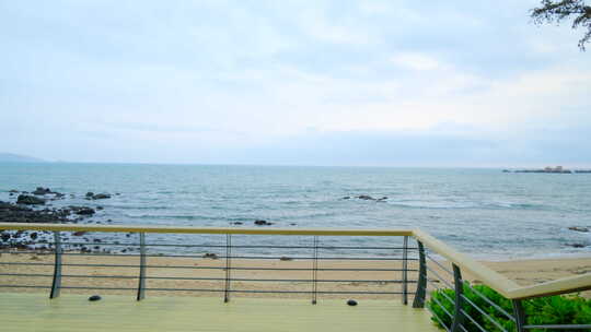 大海岸边栈道栏杆 海边观海平台视频素材模板下载