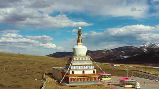 藏区白塔 藏族白塔 天堂寺视频素材模板下载