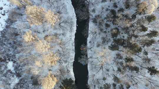 长白山西坡漂流 