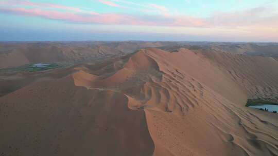 航拍内蒙古阿拉善巴丹吉林沙漠自然风景视频素材模板下载