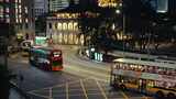 香港夜晚市区街头路口公车叮叮车出租车穿行高清在线视频素材下载