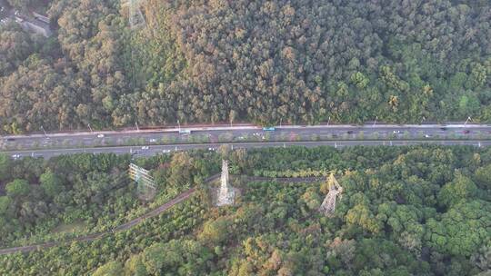 山间公路航拍