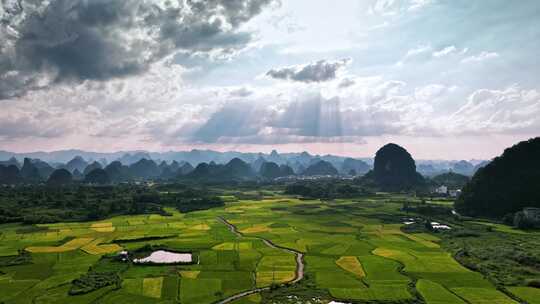 桂林山水喀斯特地貌自然风光