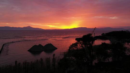 海边日落航拍夕阳日出晚霞红色唯美天空视频素材模板下载