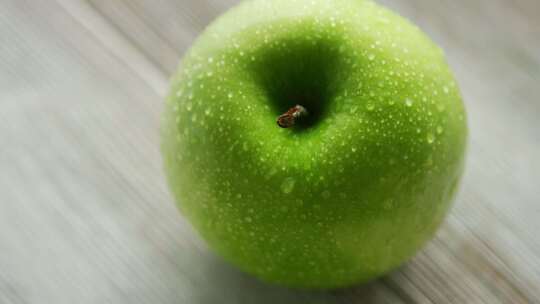 水滴绿熟苹果视频素材模板下载