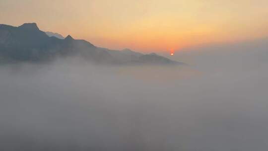 雨后泰山 云海玉盘