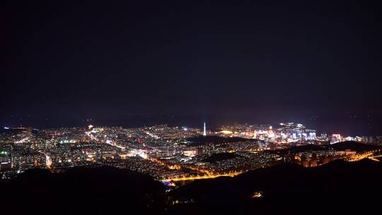 俯瞰威海主城市区夜晚视频素材模板下载