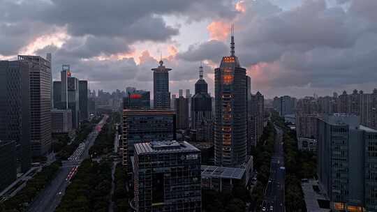 台风格美掠过申城0004