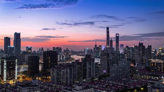 上海滨江两岸城市CBD建筑群夜景