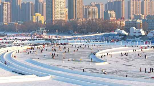 哈尔滨松花江上冬季冰雪嘉年华航拍