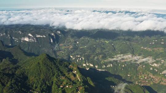 4k航拍高山峡谷云海