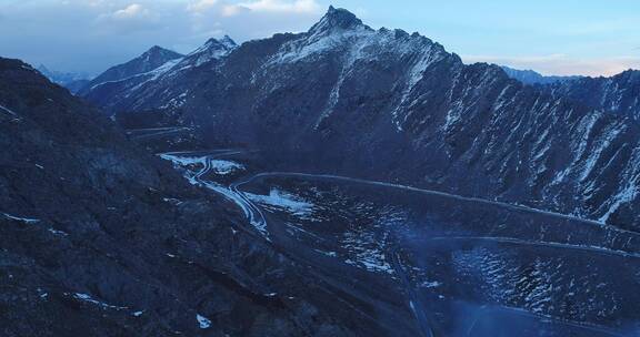 美丽自然景观四川巴郎山雪山航拍延时风景