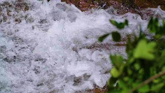 河边流水河流河水小溪山泉泉水流体液体水流