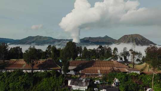 航拍Bromo火山云海