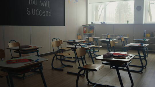 教室 课堂 课桌 黑板 学校 桌椅
