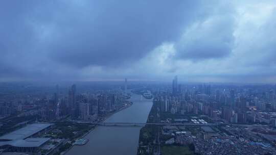 广州局部下雨航拍